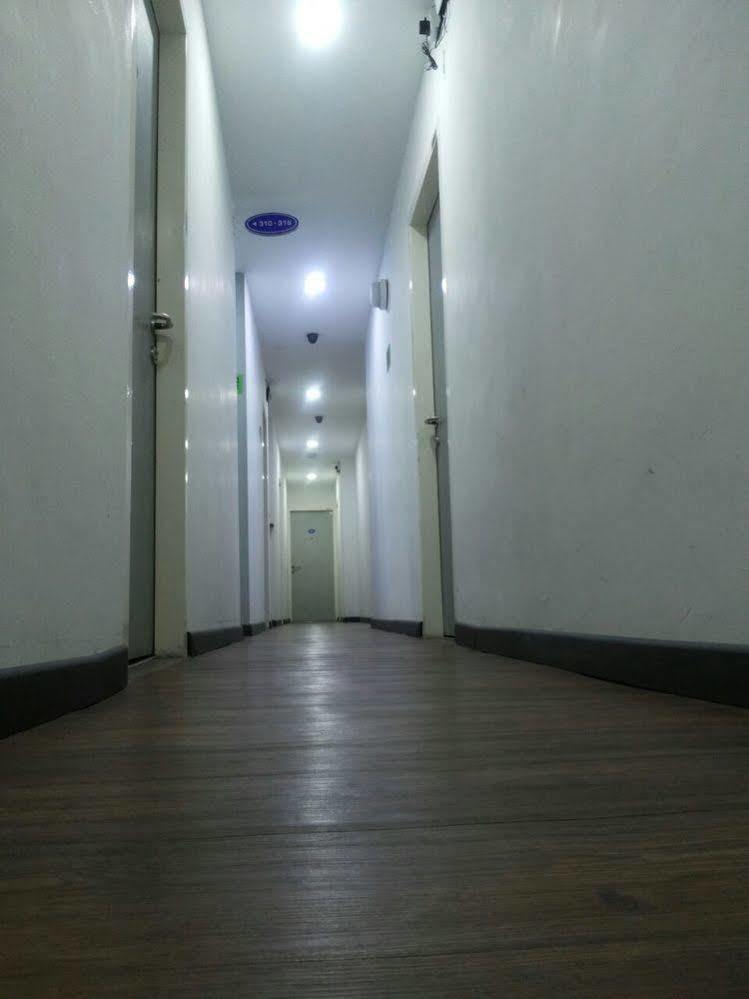 Hotel Viva Кланг Екстер'єр фото